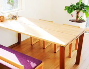 【サンプル】ダイニングテーブル